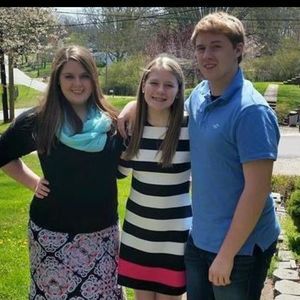 Meet your Posher, Sandy